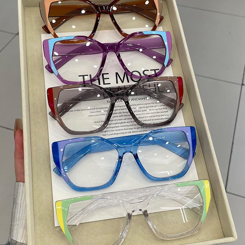 Sunglasses - ₦25,000 (10pcs)