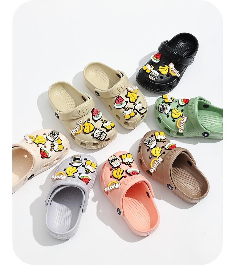 Crocs- ₦4,500 - ₦5,000 2
