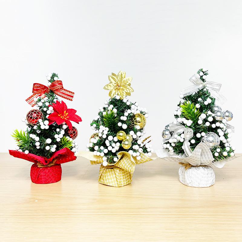 🎄 20cm Table Christmas Tree – ₦18,000 (6pcs)